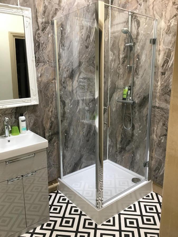 The Forester And Flower Bath Exterior photo